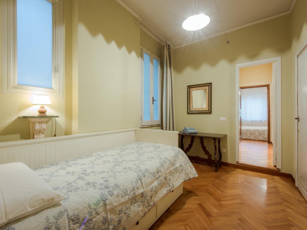 Charming Suite Ponte Vecchio Florens Exteriör bild